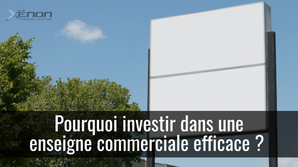 Enseigne commerciale moderne installée sur bâtiment offrant une visibilité claire et professionnelle