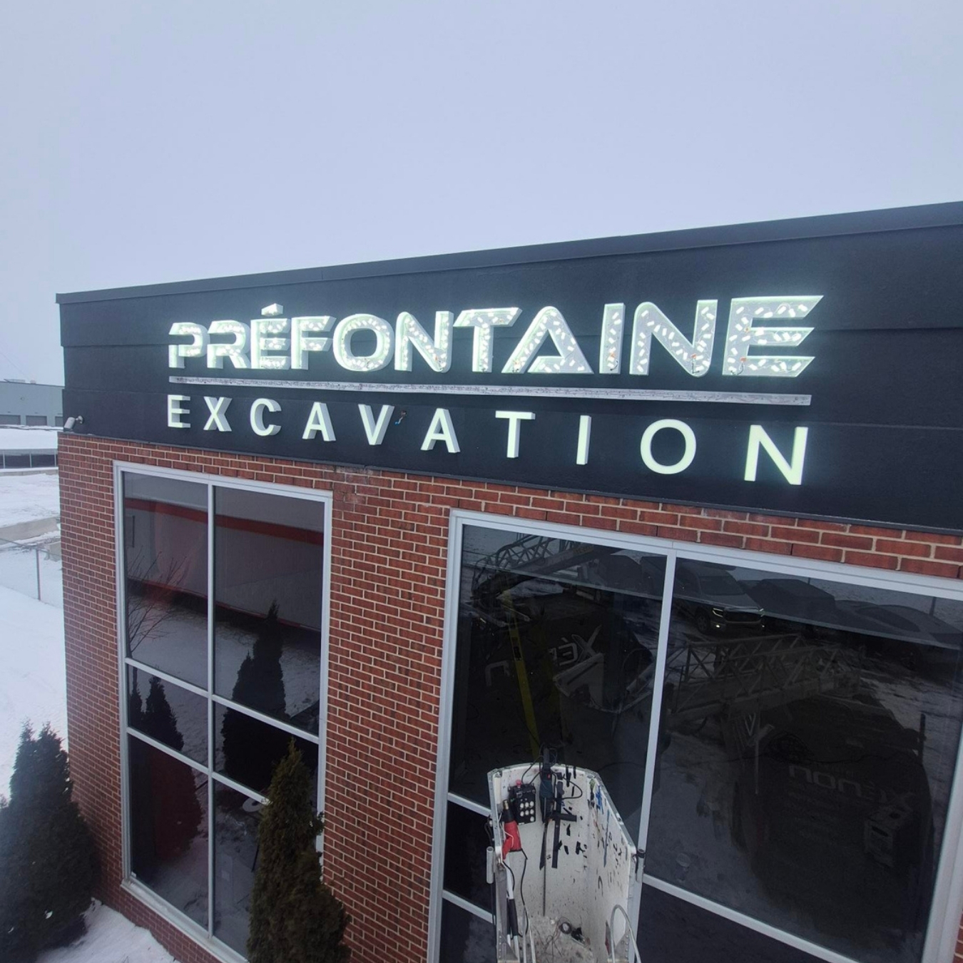 Building sign in channel letters for préfontaine excavation in Beloeil