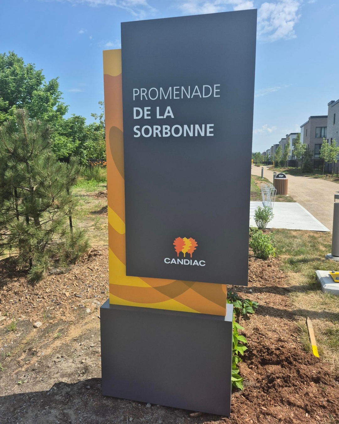 Street furniture for the linear park in Candiac